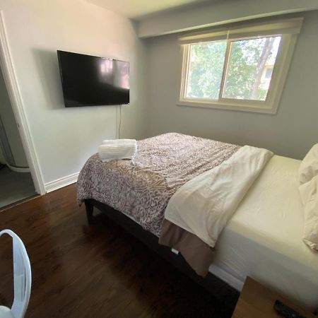 Yonge And Finch Subway !P Cozy & Quiet Private Bdr With Private Bathroom Toronto Exterior foto
